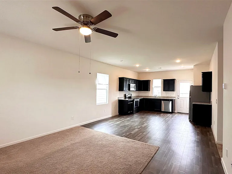 2013 Spindletree Ln — Photo 5