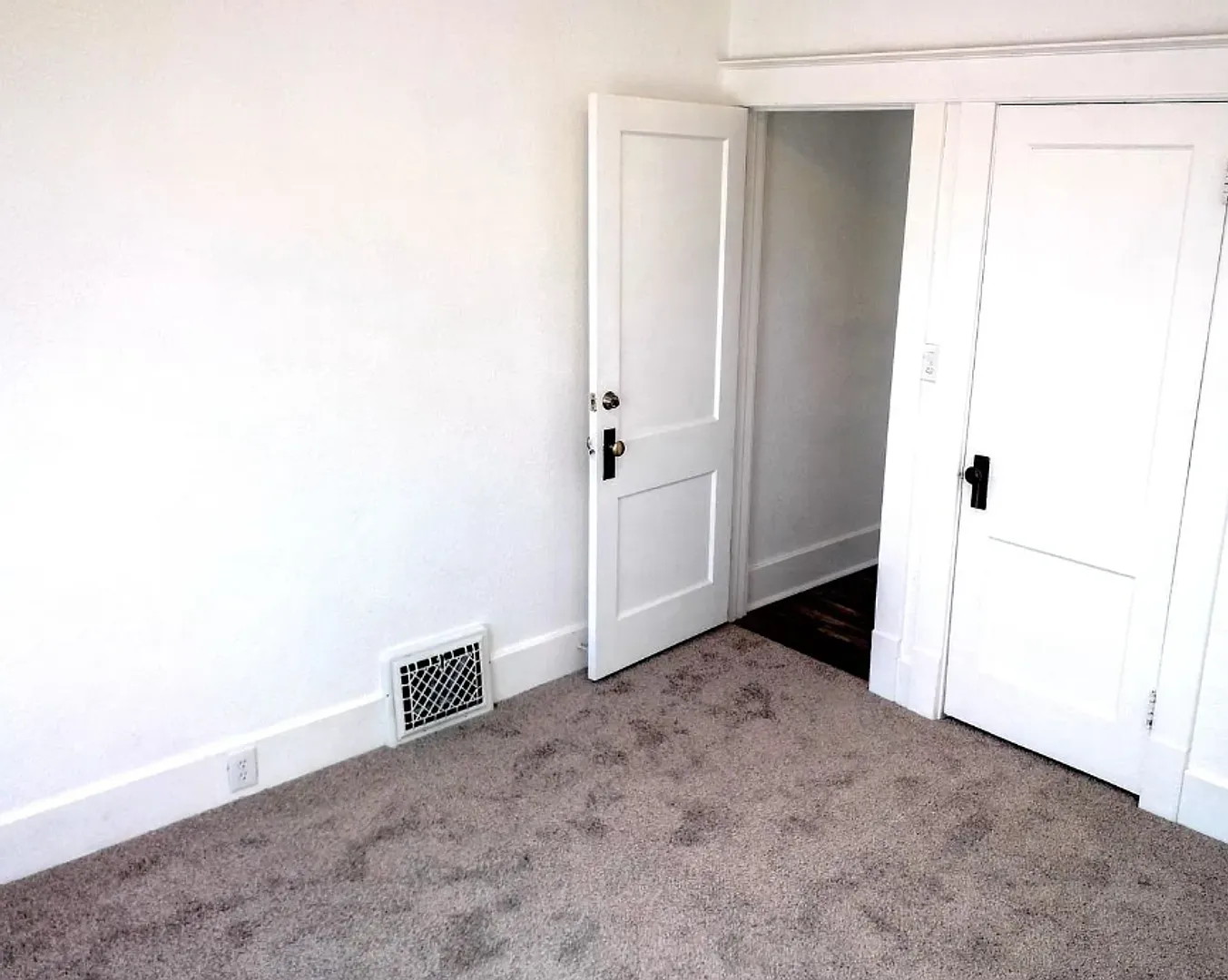 4 Bedroom, 2 Bath Home in Greeley Spacious & Comfortable — Photo 3