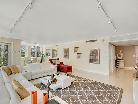5th image of 5660 Collins Ave APT 4B