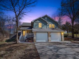 404 Juniper St, Wakefield, KS 67487