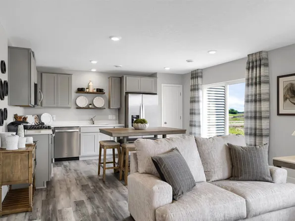 2060 Clearwater Ter, Shakopee, MN 55379