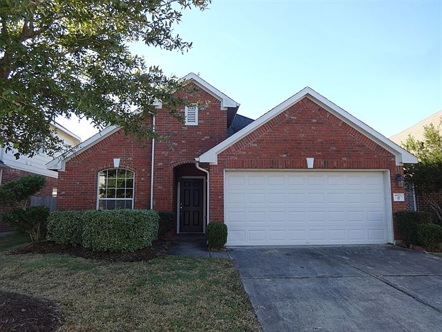 1st image of 17 Buena Park Cir