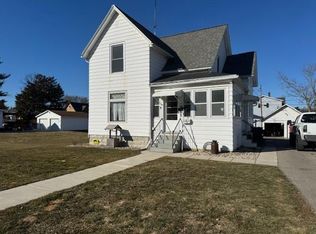 721 Mound St, Baraboo, WI 53913