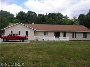 1317 Vanderhoof Rd, Barberton, OH 44203