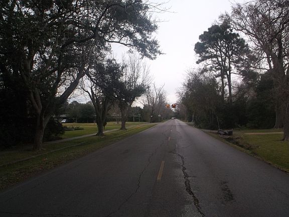 4th image of 4300 Griffing Dr