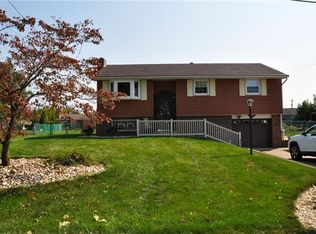 11690 Dennis Cir, Irwin, PA 15642