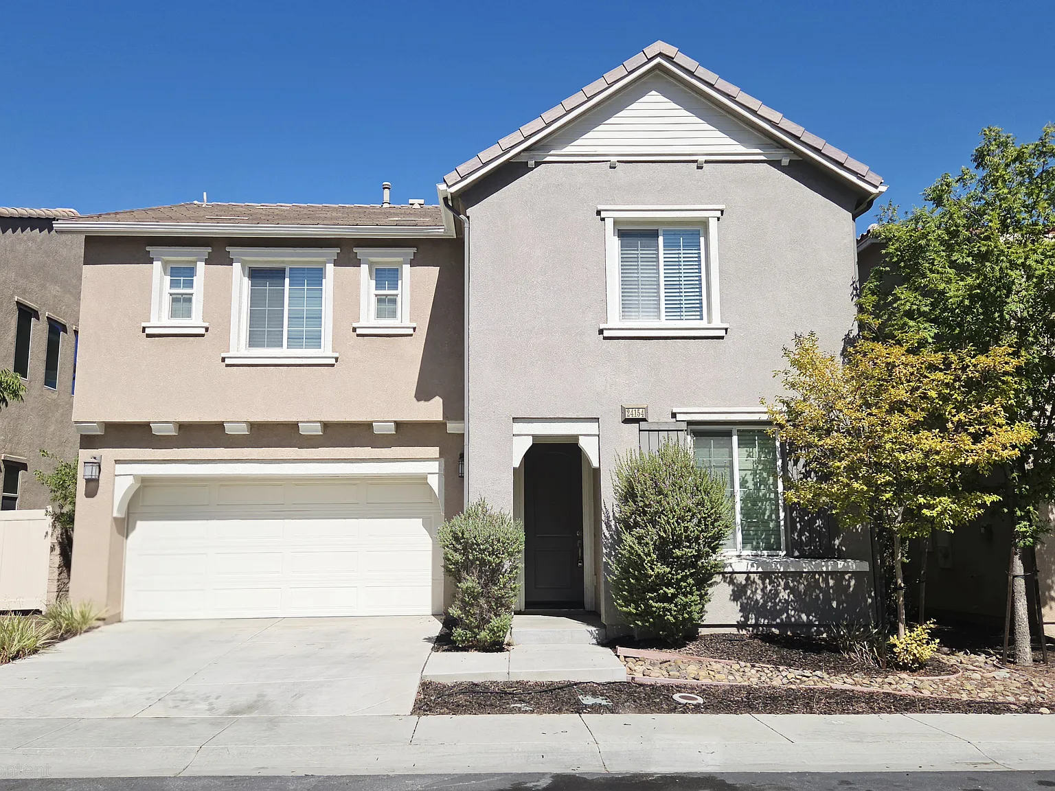 Lavender Dr — Photo 1