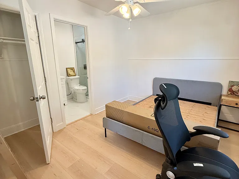 3011 Walton Ave — Photo 3