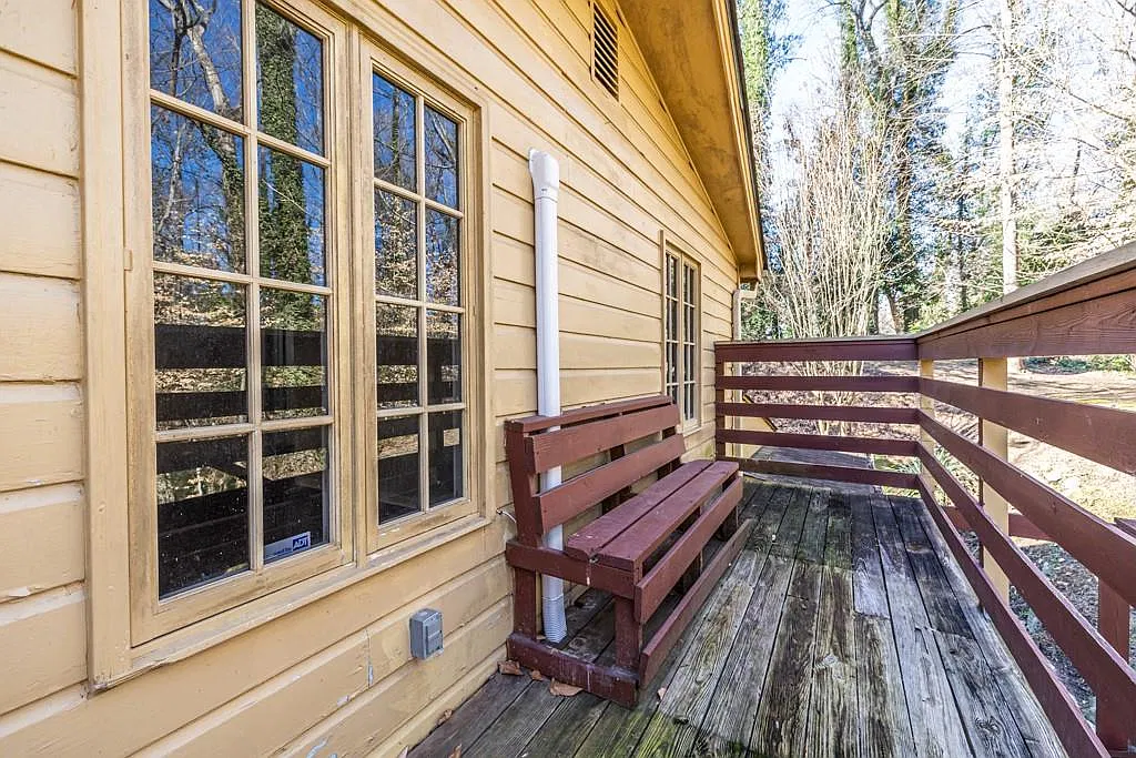 2 bed, 1.0 bath, 750 sqft, $1,300 — Photo 4