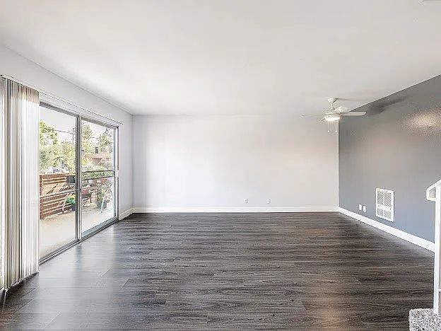 Ocean Breeze Villas — Photo 25