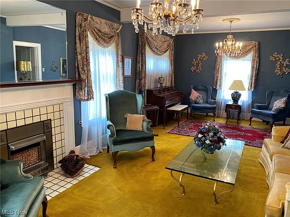 5th image of 1604 Park Ave