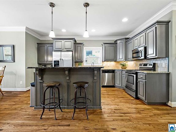 5th image of 3410 Ashford Ln