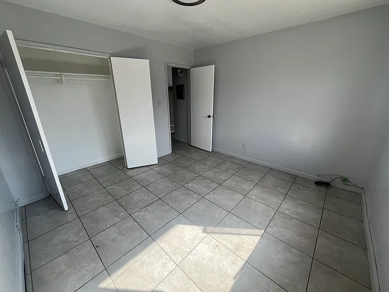 4777 Lantana Dr — Photo 4