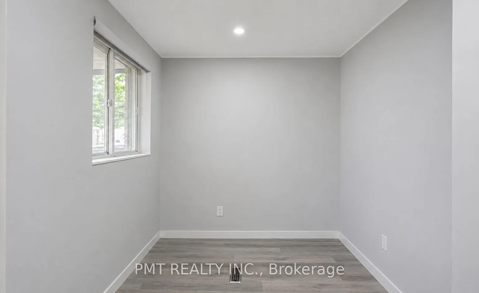 3 bed, $2,050 — Photo 3