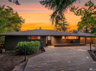 7655 NE 205th St, Kenmore, WA 98028