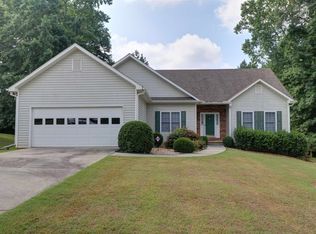 550 Fielding Ct, Fayetteville, GA
