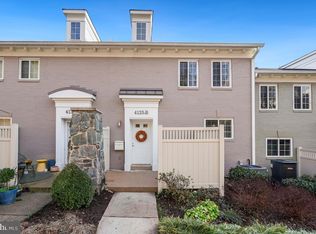 4133 S Four Mile Run Dr UNIT B, Arlington, VA 22204