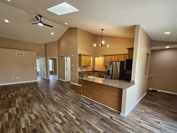 13519 Harvest Way APT J, Poplar Grove, IL 61065