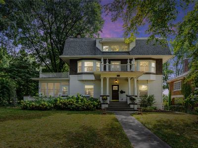 2840 Ridge Rd, Des Moines, IA, 50312