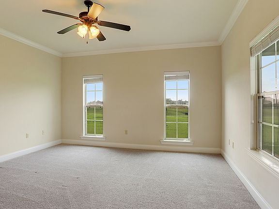 5th image of 369 River Mill Dr