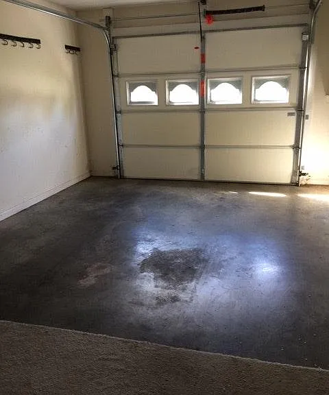1462 Oxford Pl — Photo 17