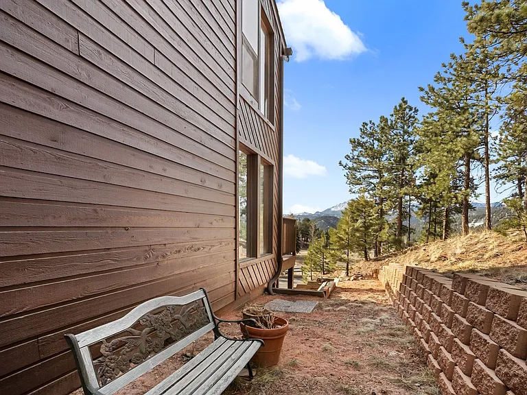 590 Greenway Ct #A — Photo 44