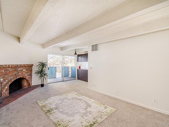 5th image of 1265 N Race St APT 209