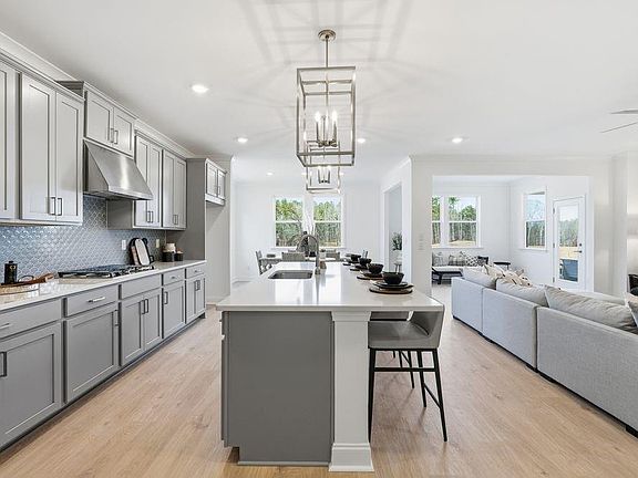 7th image of this home