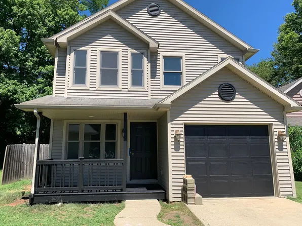 405 W Somersbe Pl, Bloomington, IN 47403