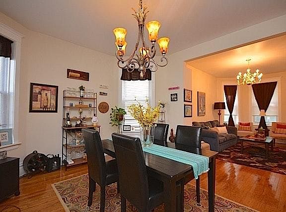 4th image of 1701 W School St #1