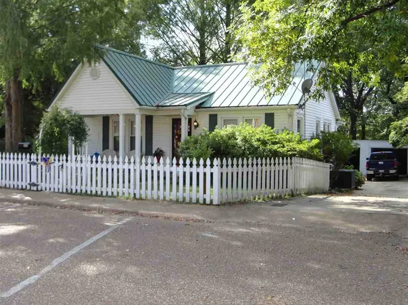 313 Munford St N, Covington, TN 38019