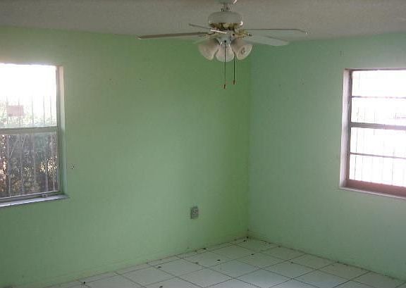 3rd image of 16000 NW 27th Pl