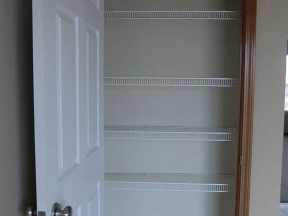 Waterford TH Kitchen Pantry (2)