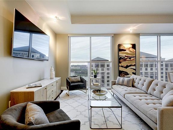 2nd image of 98 San Jacinto Blvd #902