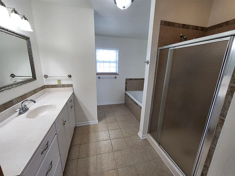 500 Spring Creek Rd — Photo 30
