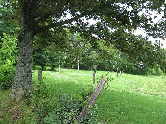 4th image of 6208 Hwy 61