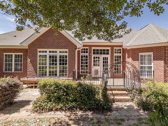 5th image of 115 McPhail Farms Cir
