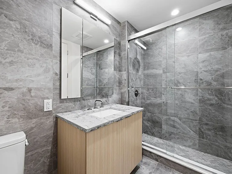 100 Sullivan Pl #504 — Photo 15