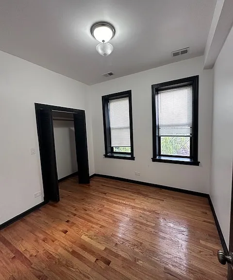 1916 S Loomis St #1F — Photo 4