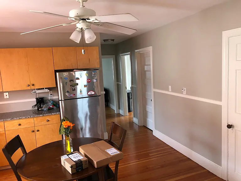 54 Monroe Ave #2 — Photo 7