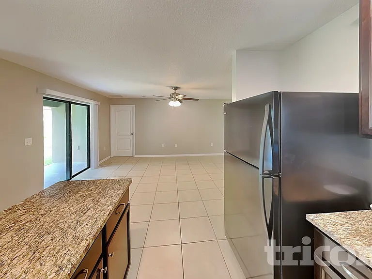 2786 Flynn St — Photo 6
