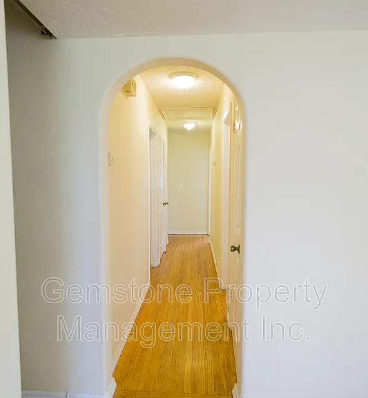5220 Joan Ct — Photo 9
