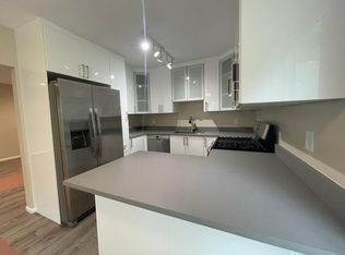 8325 W Manchester Ave APT B, Playa Del Rey, CA 90293