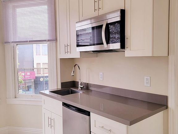 3rd image of 781-799 Broadway St #1362-13