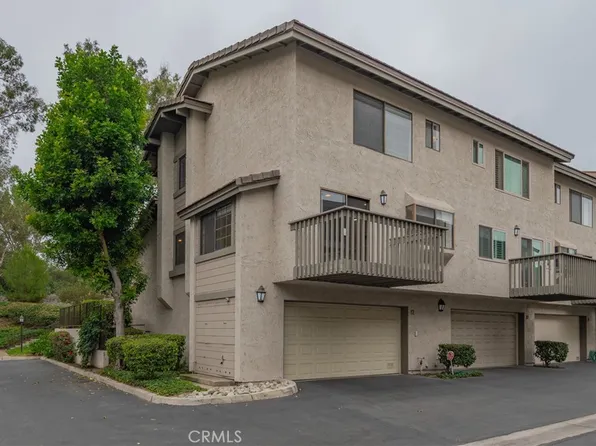 12 Sunup, Irvine, CA 92603