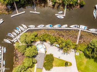 6020 Harbour Way #SL-56, Oriental, NC 28571