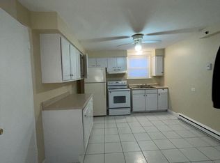 2320 Gabriel Ave APT 6, Zion, IL 60099