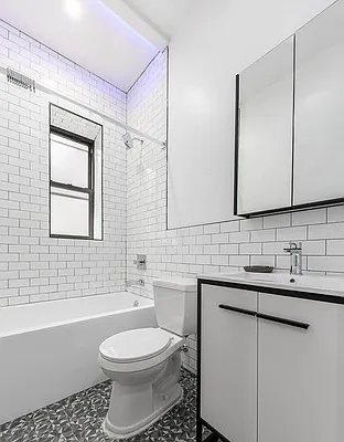 Rented by City Prime Commercial Realty  | media 58