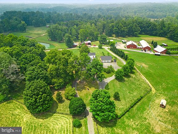 2nd image of 15407 Doctor Bowen Rd