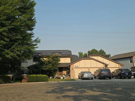 3rd image of 4437 N Creswell Pl